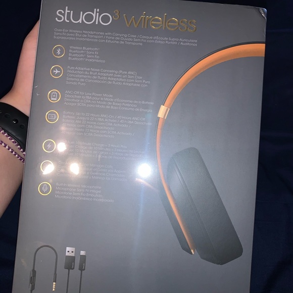 Beats Studio3 wireless headphones - Picture 2 of 2